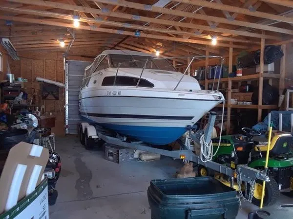 Slide: The Image of Bayliner 222 Classic 2004 - 1