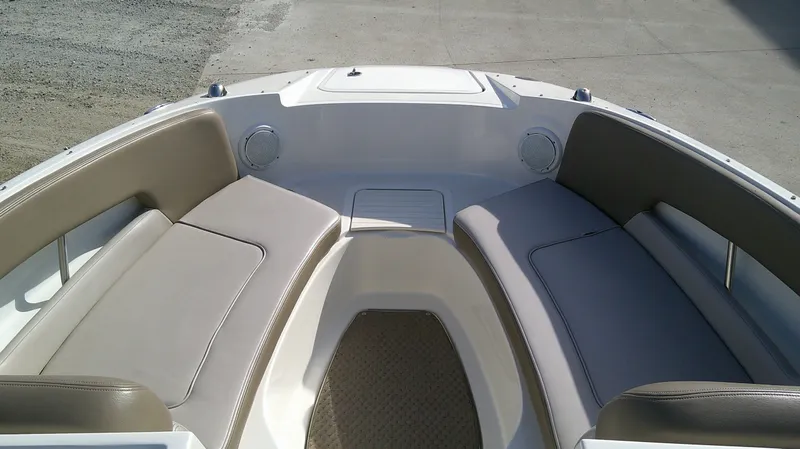 Slide: The Image of Sea Ray 240 Sundeck 2011 - 13