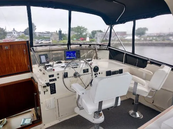 Slide: The Image of Hatteras Motor Yacht USCG COI 35 PASSENGERS! 1979 - 10