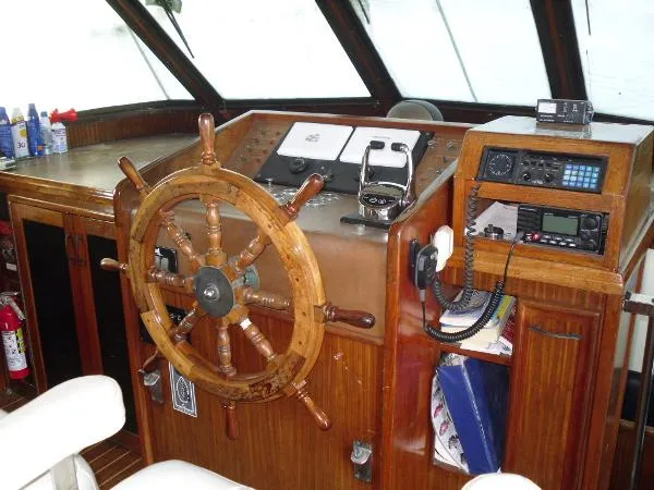 Slide: The Image of Hatteras Motor Yacht - USCG Certified 1979 - 4