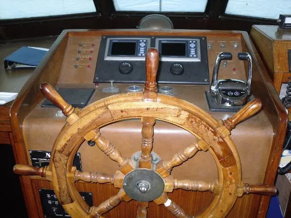 Slide: The Image of Hatteras Motor Yacht - USCG Certified 1979 - 5