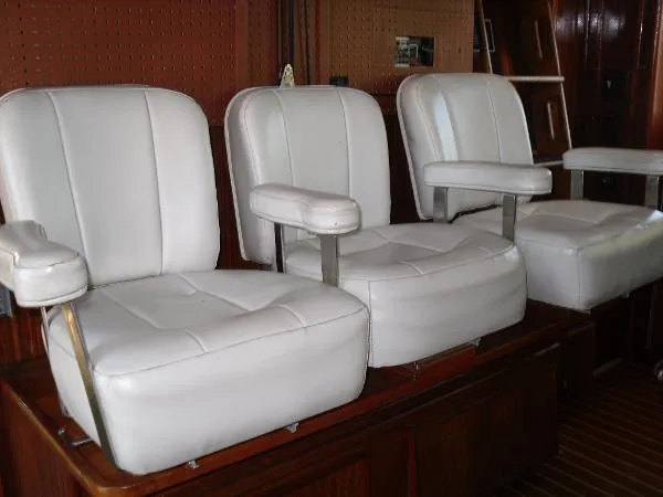Slide: The Image of Hatteras Motor Yacht - USCG Certified 1979 - 8