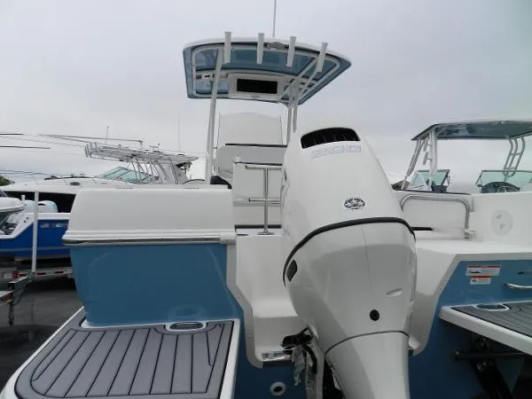 Slide: The Image of Striper 220 Center Console 2018 - 2