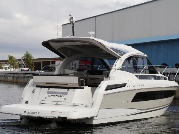 Slide: The Image of Jeanneau Leader 33 2018 - 2