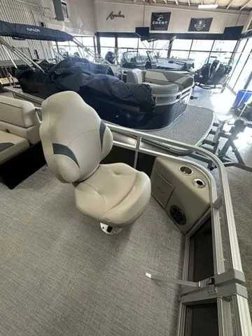 Slide: The Image of Avalon Venture Rear Fish 19 FT 2026 - 3