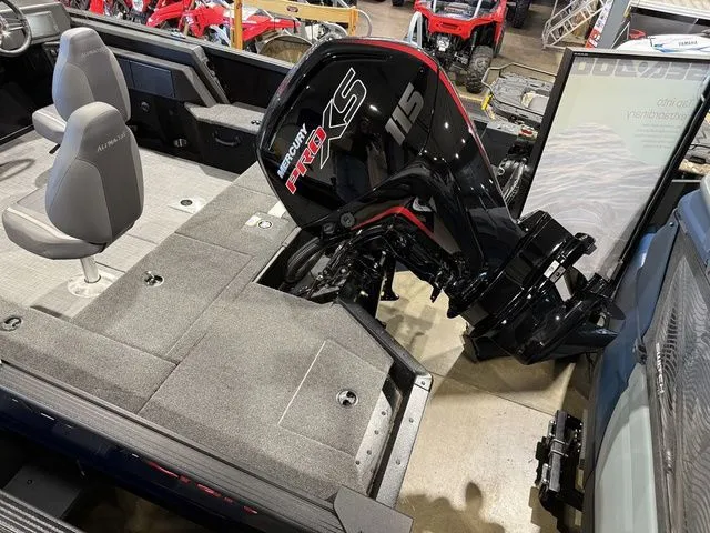Slide: The Image of Alumacraft Competitor 175X Side Console 2026 - 21