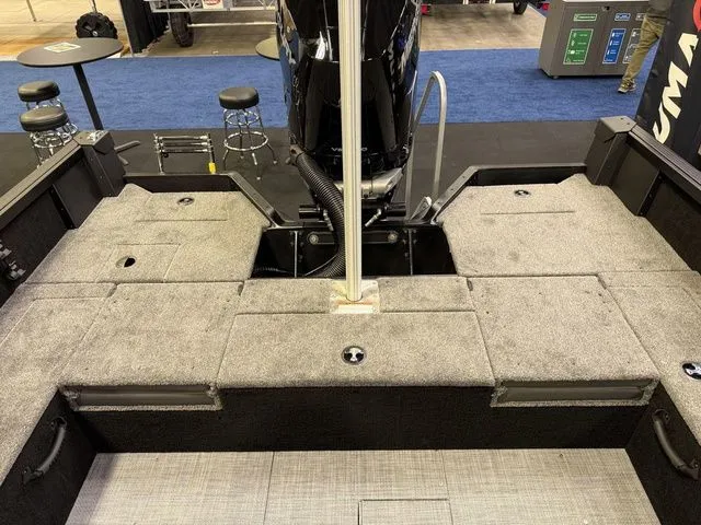 Slide: The Image of Alumacraft Competitor 205X Sport 2026 - 5