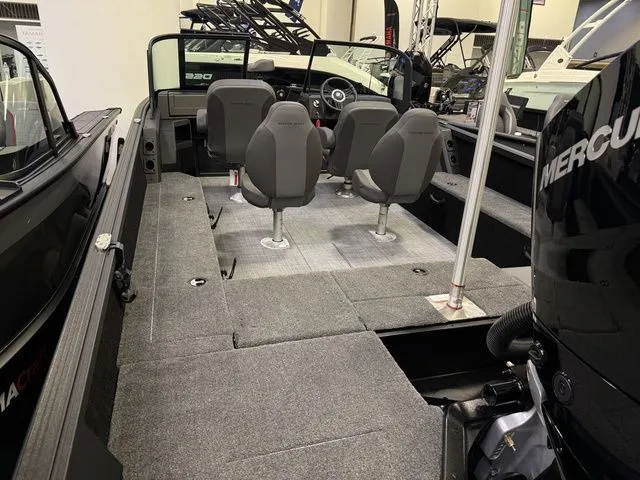 Slide: The Image of Alumacraft Competitor 205X Sport 2026 - 3