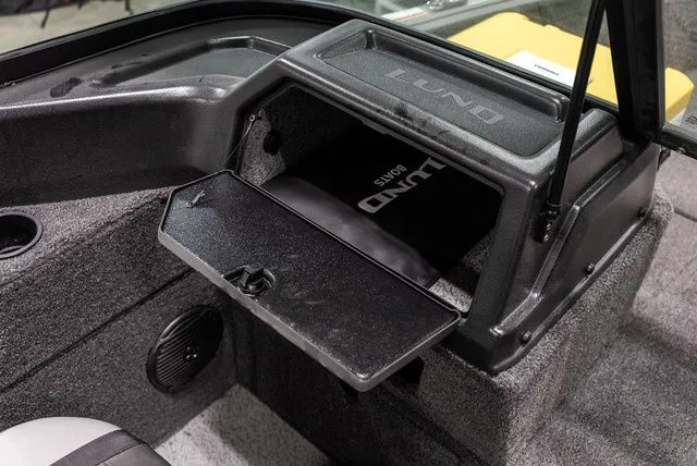 Slide: The Image of Lund 1775 Impact XS Sport 2026 - 11