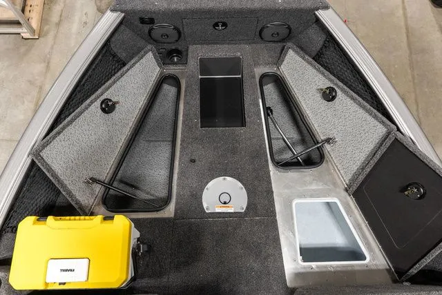 Slide: The Image of Lund 1775 Impact XS Sport 2026 - 20