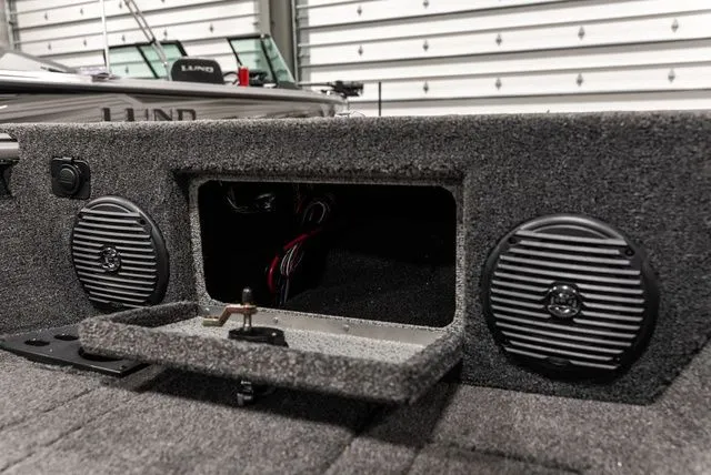 Slide: The Image of Lund 1775 Impact XS Sport 2026 - 21