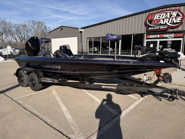 Slide: The Image of Phoenix Bass Boat 819 ZXL 2026 - 12