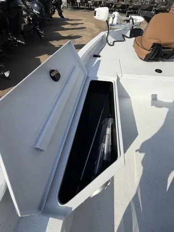 Slide: The Image of Xpress H22B 2026 - 35