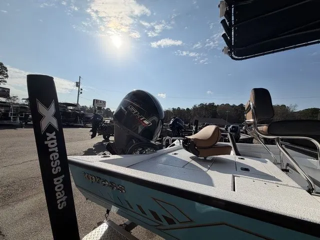 Slide: The Image of Xpress H22B 2026 - 50