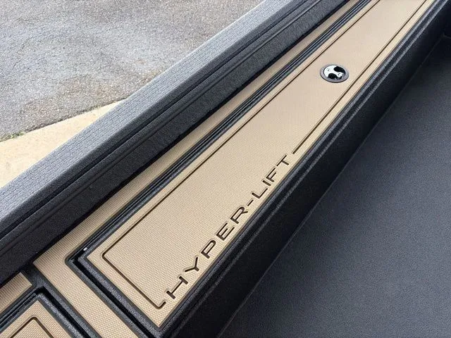 Slide: The Image of Xpress X18DB 2026 - 12