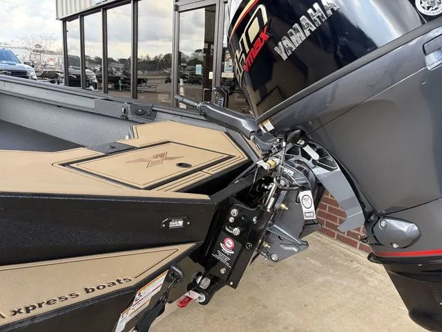 Slide: The Image of Xpress X18DB 2026 - 14