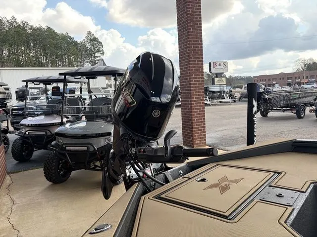 Slide: The Image of Xpress X18DB 2026 - 18