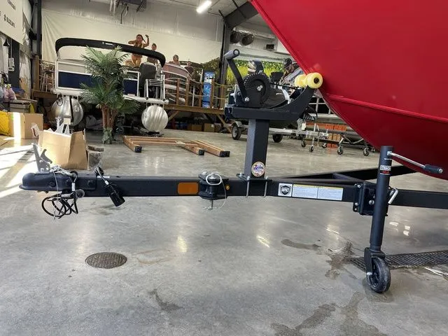 Slide: The Image of Tracker Pro Guide V-16 SC 2026 - 15