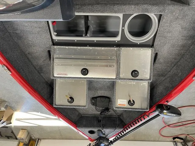 Slide: The Image of Tracker Pro Guide V-16 SC 2026 - 21