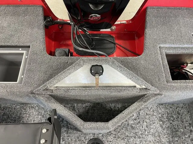 Slide: The Image of Tracker Pro Guide V-16 SC 2026 - 34