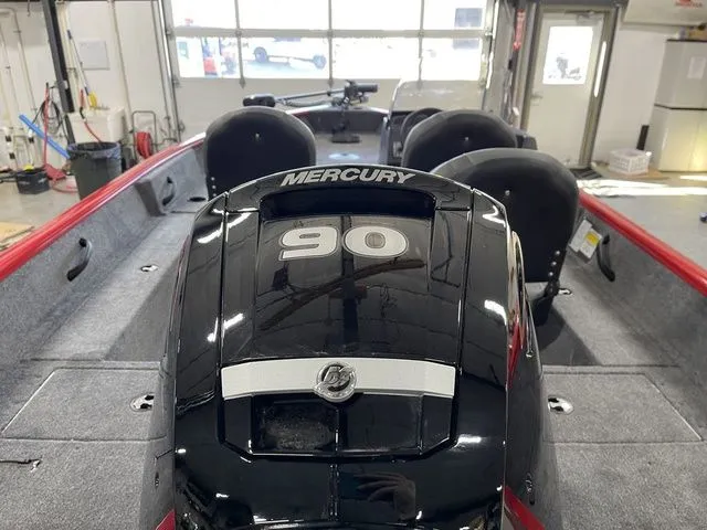 Slide: The Image of Tracker Pro Guide V-16 SC 2026 - 9