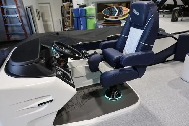 Slide: The Image of South Bay 525 UL 2026 - 11