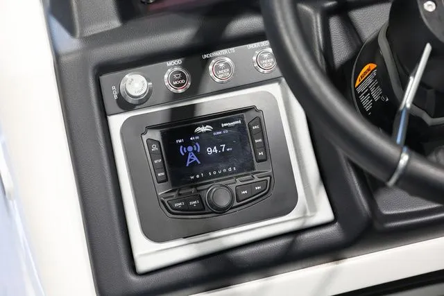 Slide: The Image of South Bay 525 UL 2026 - 13