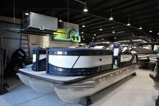 Slide: The Image of South Bay 525 UL 2026 - 4