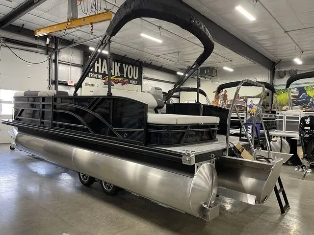 Slide: The Image of Bennington S Swingback 22 SSB 2026 - 11