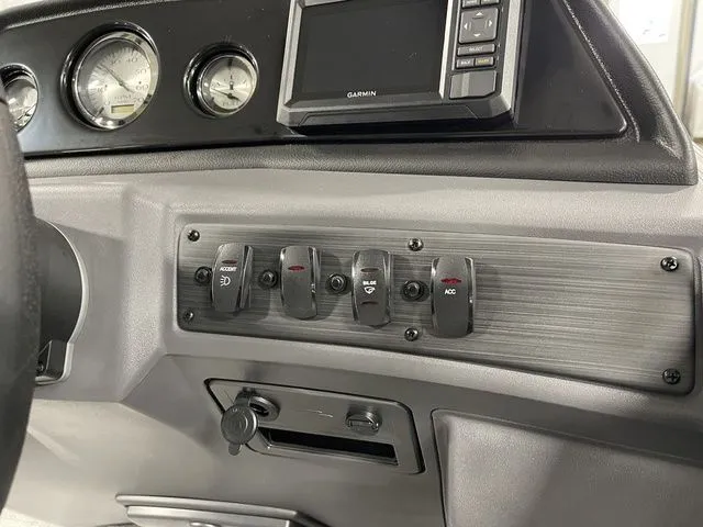 Slide: The Image of Bennington S Swingback 22 SSB 2026 - 30