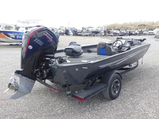 Slide: The Image of Ranger RT188P 2021 - 4