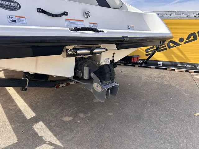 Slide: The Image of Yamaha AR190 2016 - 4