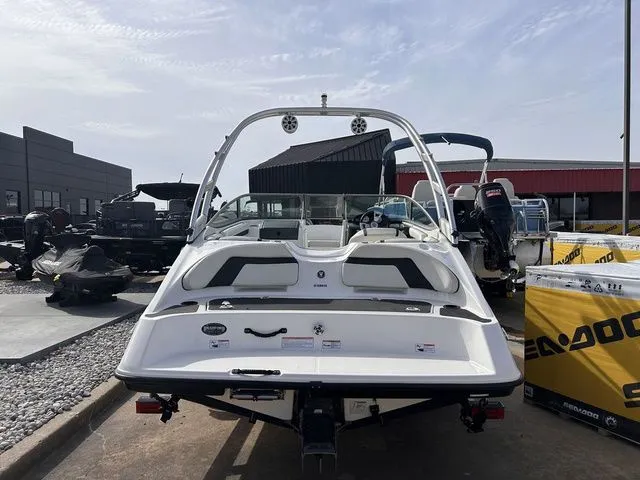 Slide: The Image of Yamaha AR190 2016 - 5