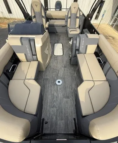 Slide: The Image of Viaggio By Misty Harbor Z22S Bi-Toon (25" Tubes) 2026 - 12