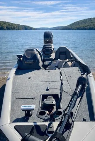 Slide: The Image of Tracker PRO 175 TEAM TXM 2022 - 3