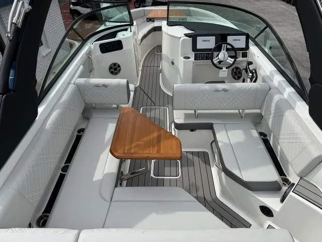 Slide: The Image of Sea Ray SDX 250 Surf 2026 - 21