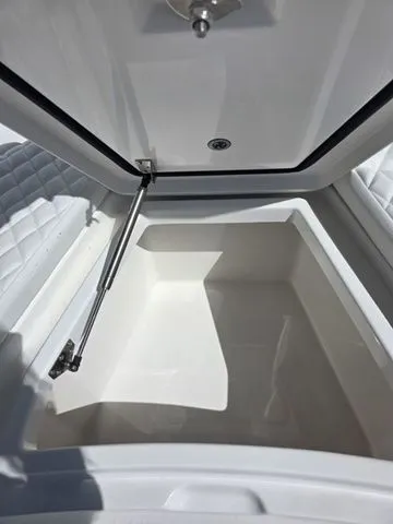 Slide: The Image of Regulator Marine 30XO 2026 - 19