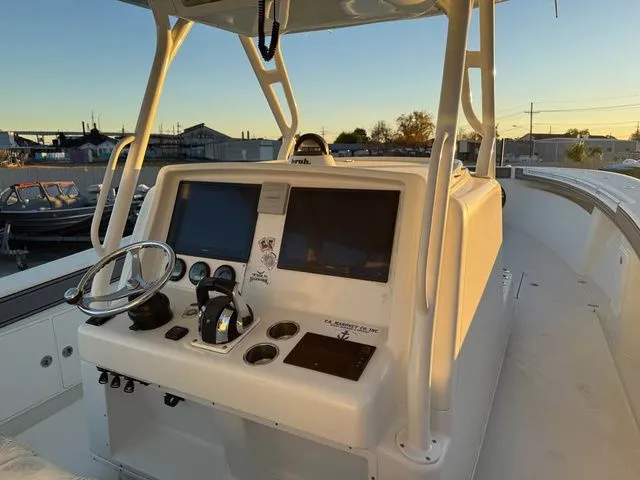 Slide: The Image of Yellowfin 39 Offshore 2015 - 7