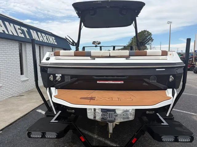 Slide: The Image of Axis Wake Research A Series A225 2026 - 6