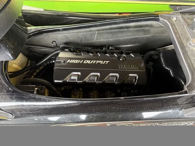 Slide: The Image of Yamaha FX Cruiser HO 2015 - 10