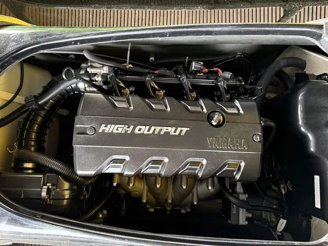 Slide: The Image of Yamaha FX Cruiser HO 2015 - 14