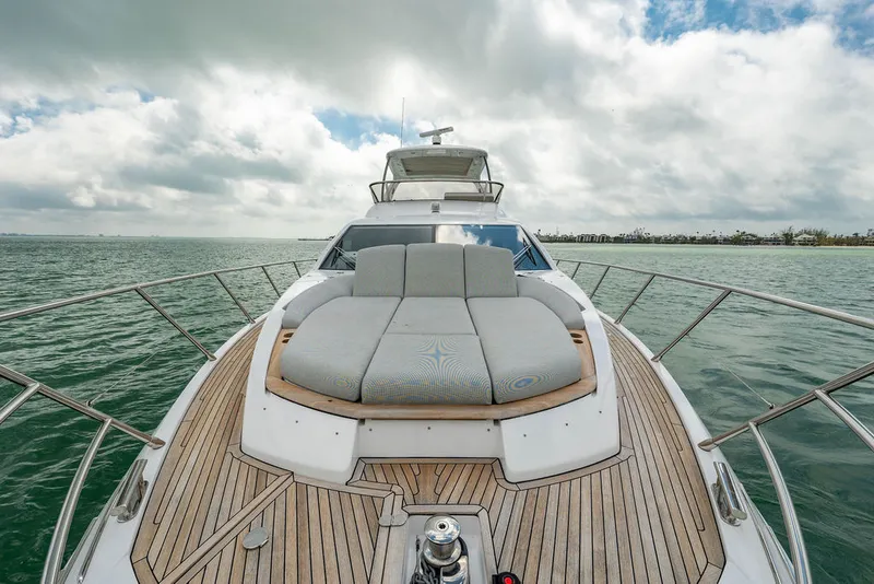Slide: The Image of Azimut 55 FLY 2022 - 27