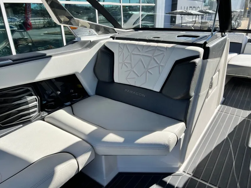 Slide: The Image of Nautique Super Air Nautique G25 Paragon 2022 - 11