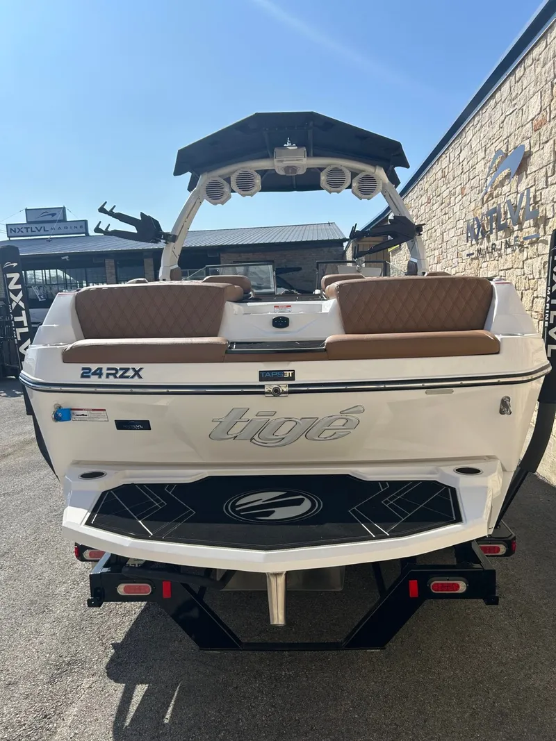 Slide: The Image of Tigé 24RZX 2025 - 4