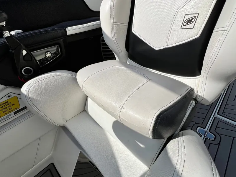 Slide: The Image of Nautique G23 2018 - 20