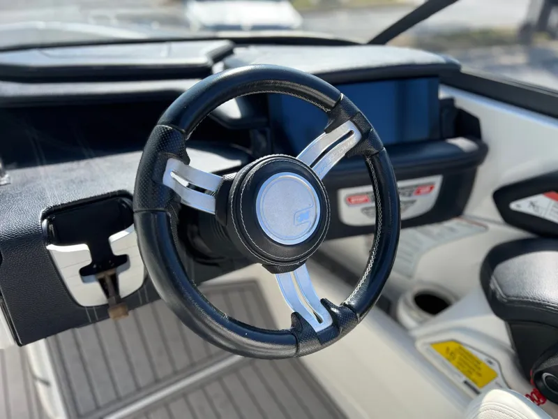 Slide: The Image of Nautique G23 2018 - 21