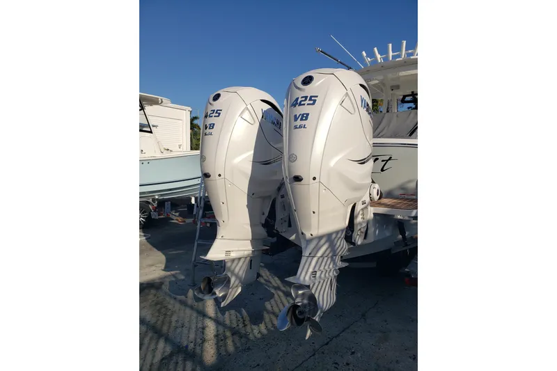 Slide: The Image of 2022 Regulator 31 boat with twin Yamaha 425 V8 outboard engines. - 21