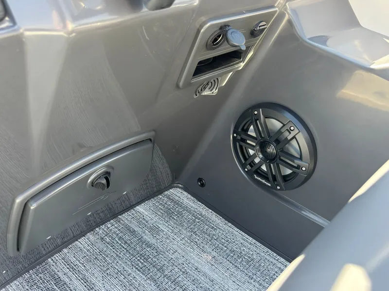 Slide: The Image of Bennington 22 SSR Sport 2026 - 22