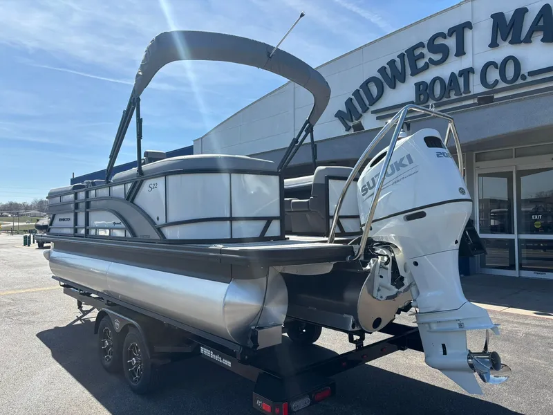 Slide: The Image of Bennington 22 SSR Sport 2026 - 8