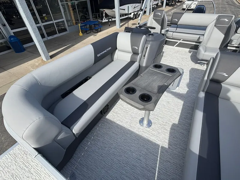 Slide: The Image of Bennington 22 SSB Base 2026 - 16